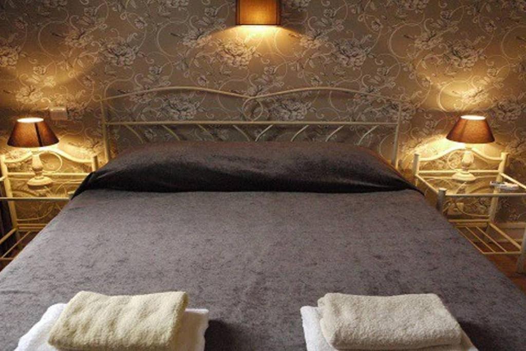 Barla 3 - A Spacious One Bedroom Apartment Near Place Garibaldi นีซ ภายนอก รูปภาพ